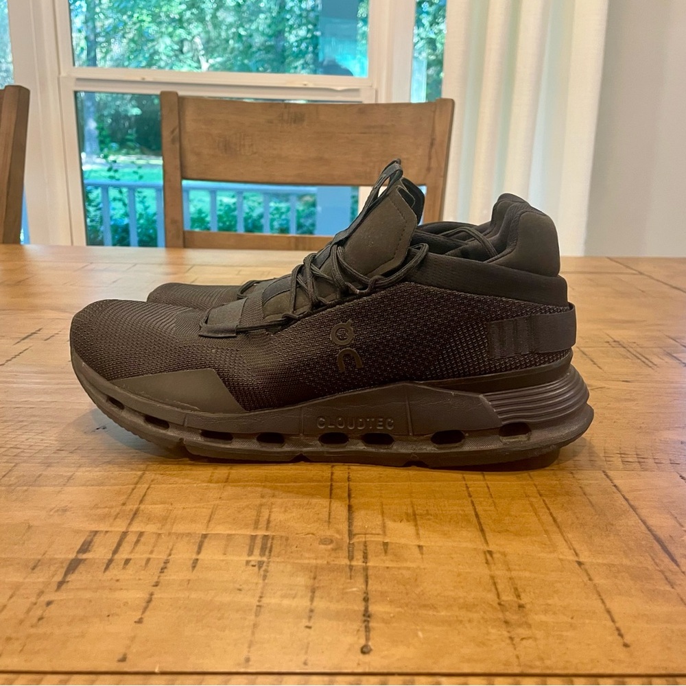 On Running Men's Cloudnova 2 shoes